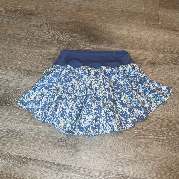 Offline Floral Better Luck Next Time Skort, Women's medium Blue/Multi - Picture 2 of 7